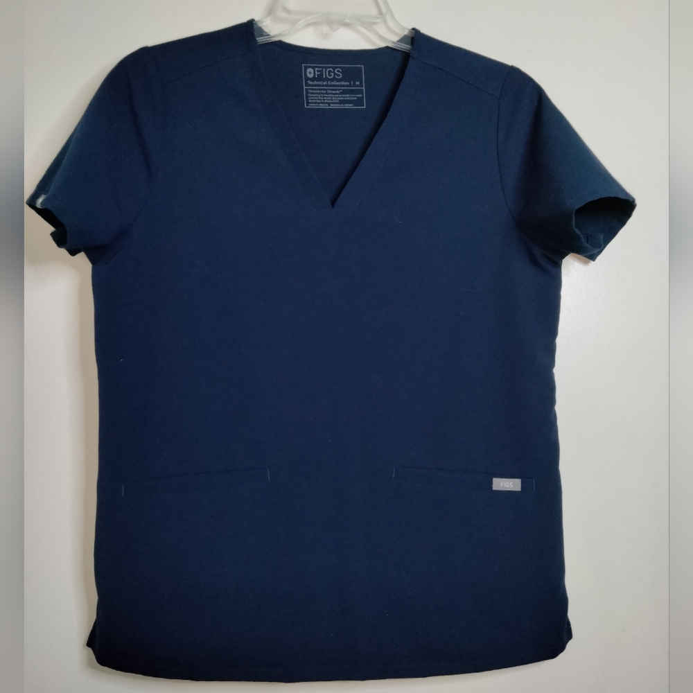 🔥FIGS Scrubs: Bundle 2 for $32 Mix & Match any Single listed Tops or Bottoms 🔥